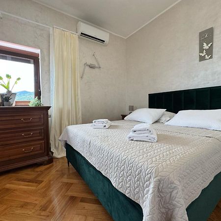 Villa Adriatic, Apartment Enio With Swimming Pool, Panoramic Sew View, Free Parking อิตชิชี ภายนอก รูปภาพ