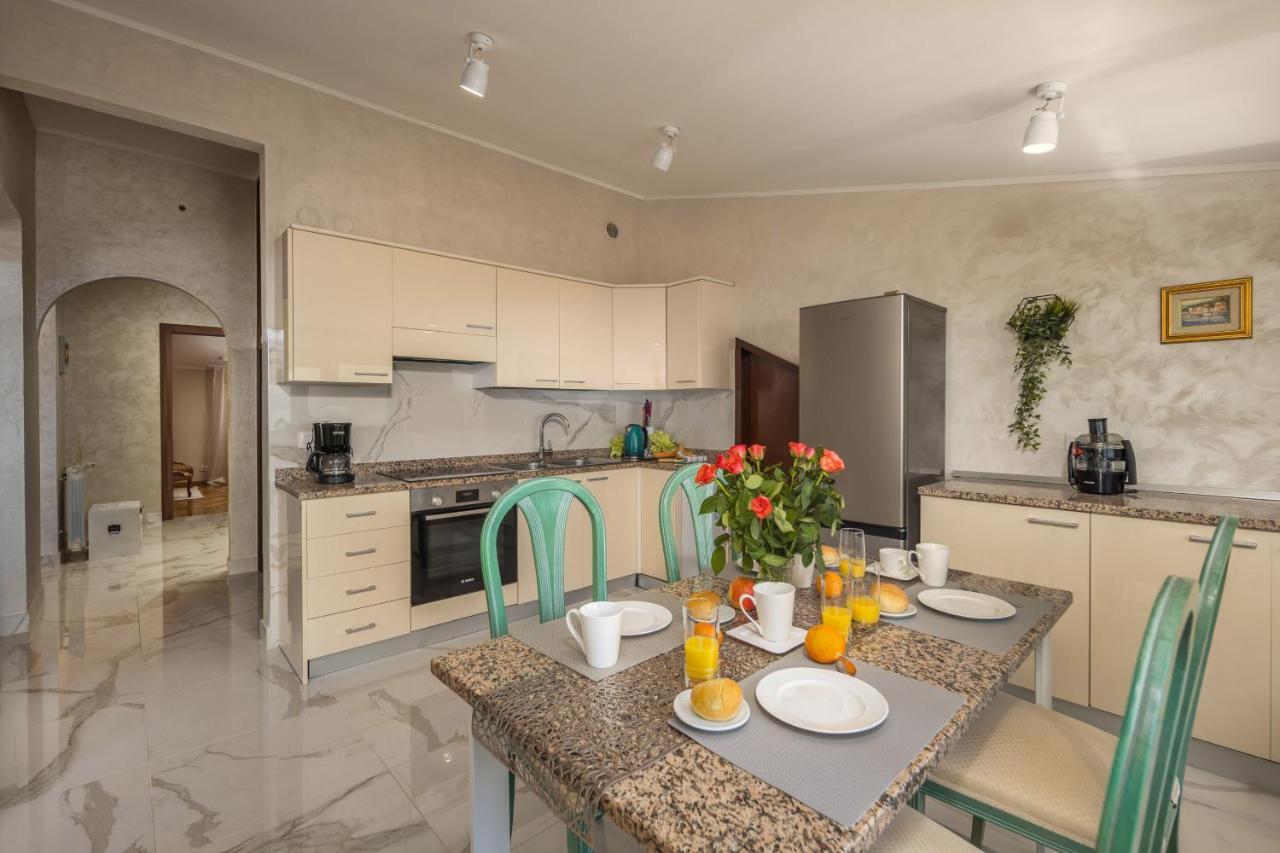 Villa Adriatic, Apartment Enio With Swimming Pool, Panoramic Sew View, Free Parking อิตชิชี ภายนอก รูปภาพ